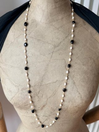 Collana Perle Fiume e Onice Nero