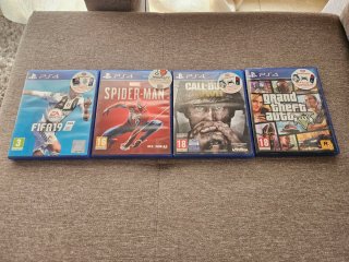 PS4 Slim 500GB come nuova