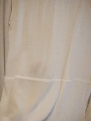 Blusa de seda, blanco roto, manga larga con pecher