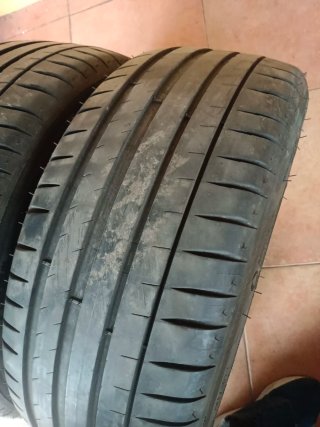 2 Neumáticos Michelin 235/45 R17 97Y