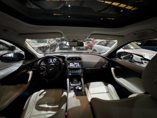 Jaguar F-Pace 3.0L AWD 2017 RECUP. DE ROBO!