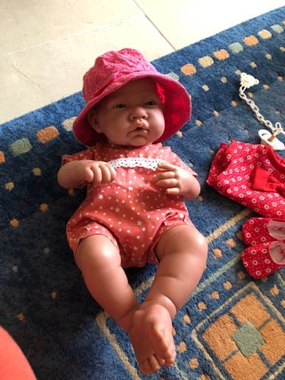 Muñeca bebé Antonio Juan con ropa