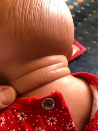 Muñeca bebé Antonio Juan con ropa