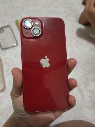 iPhone 13 Rojo + Accesorios