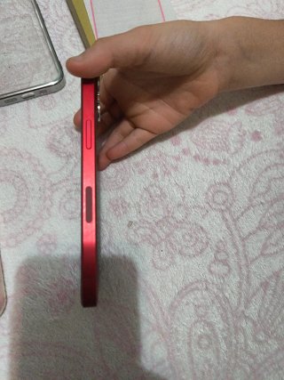 iPhone 13 Rojo + Accesorios
