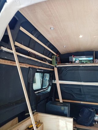 Carpintero de autocaravanas