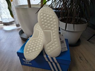Zapatillas Adidas NMD_R1 V3 Blancas