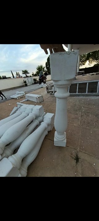 Balaustradas blancas de hormigón