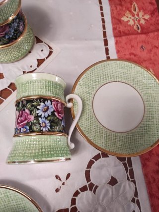 Servizio thè/caffè in ceramica floreale