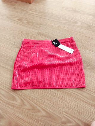 Falda rosa fiesta lentejuelas de escama. Talla L