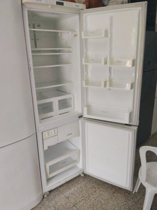 Nevera blanca
