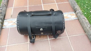 Alforjas y soporte trasero moto
