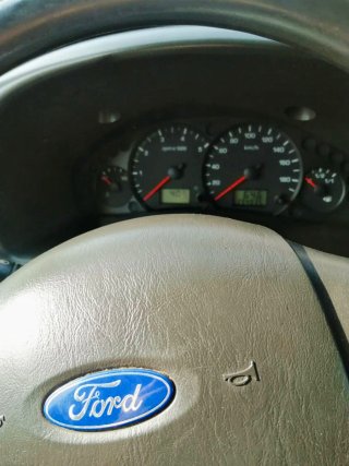Camión Ford Transit