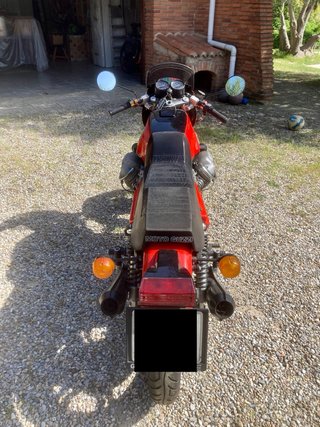 Moto Guzzi 850 Le Mans 2 Roja