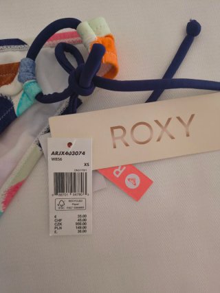 Bragas bikini Roxy y top ganchillo azul