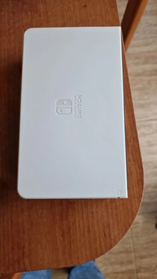 Nintendo Switch OLED Bianca e Nera