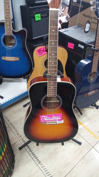 Guitarra Acústica Nueva bicolor.