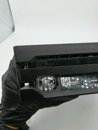 PS4 Pro 1TB Sony FW13.50 Controller Compatib. 1223