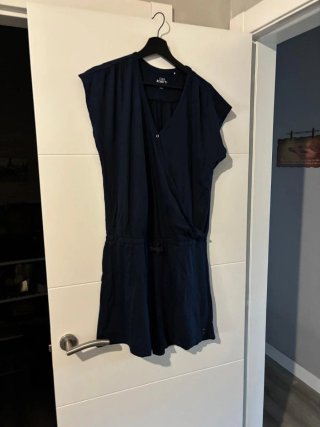 Mono estampado cuello drapeado