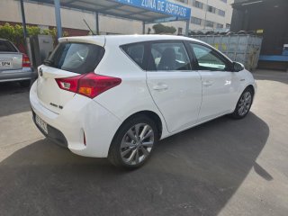 Toyota Auris 2014