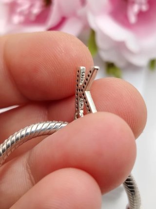 Charm Pandora Lettera K Argento Zirconi