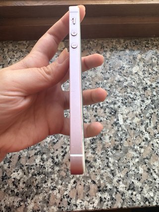 iPhone SE 1ª Gen 32GB Oro Rosa + Cuffie