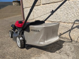 Cortacésped Honda IZY 41P