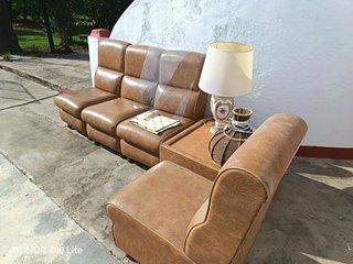 Joyita Vintage: Conjunto de Sofá Modular y Sillón