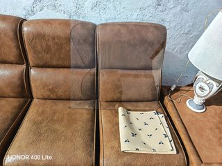 Joyita Vintage: Conjunto de Sofá Modular y Sillón