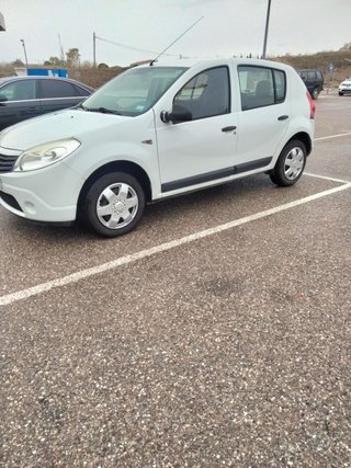 Dacia Sandero 2010