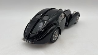 CMCM085 CMC Bugatti Type 57 SC Atlantic Coupe 1/18