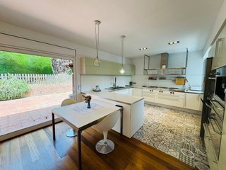 Habitación en alquiler en Calle Aragó, Girona