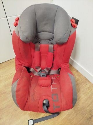 Silla coche Casualplay 9-25 kg roja Buen estado