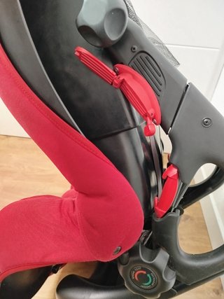Silla coche Casualplay 9-25 kg roja Buen estado