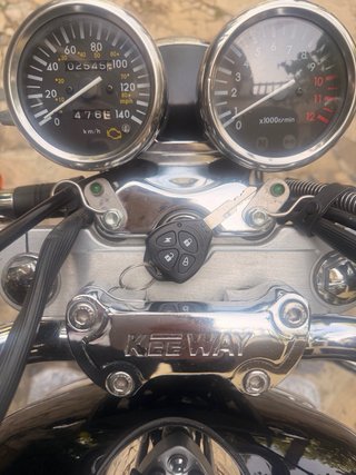 Keeway SuperLight 125 Negra