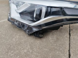 Faro Izquierdo Toyota C-HR ref 81150-F4031-00