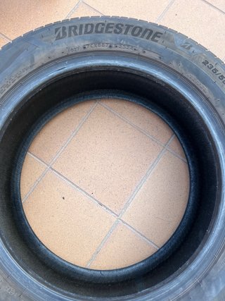 Neumáticos Bridgestone