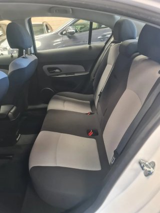 Chevrolet Cruze 2012