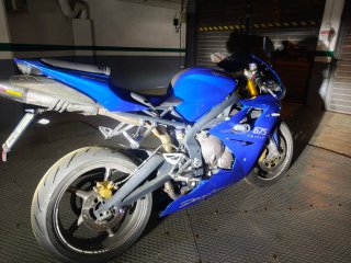 Triumph Daytona 675 Azul