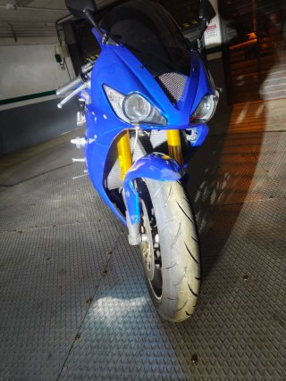 Triumph Daytona 675 Azul