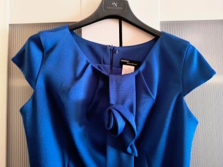 Vestido fiesta azul eléctrico con torera