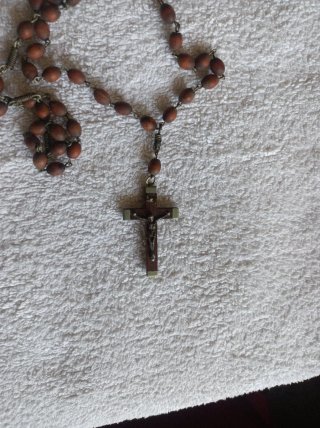 Antiguo Rosario de Madera y Metal