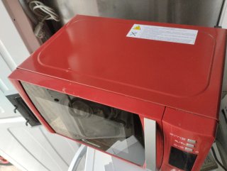 Microondas Candy Rojo