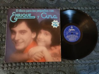 Lote Vinilos Enrique y Ana Multiplica con