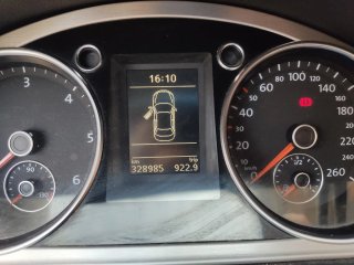 Volkswagen Passat 2011