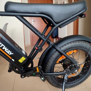 Bicicleta Eléctrica Fat Bike Negra Sabadell, BCN
