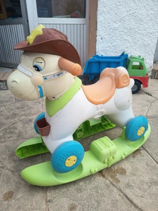 Cavallo a dondolo Chicco