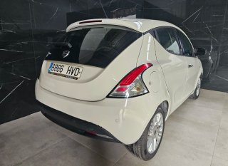 Lancia Ypsilon 2014