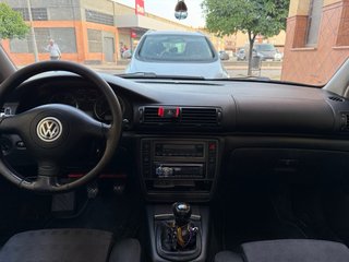 Volkswagen Passat 1.9 tdi 130cv