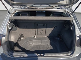 Volkswagen Golf 2025 Más